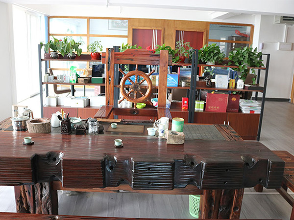 潤東方環(huán)?？照{(diào)公司辦公室