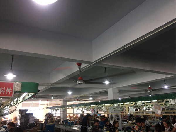 廣東清遠玩具廠廠房安裝工業(yè)大風(fēng)扇降溫工程案例